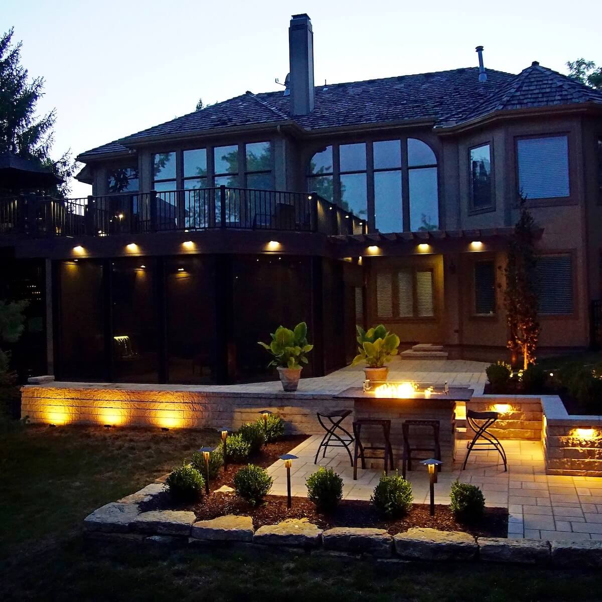 6 Amazing Landscape Lighting Ideas For Your Patio and Backyard